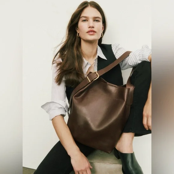 🤎 NWT Madewell The Essential Bucket Tote ~ Chocolate Raisin - Picture 4 of 10